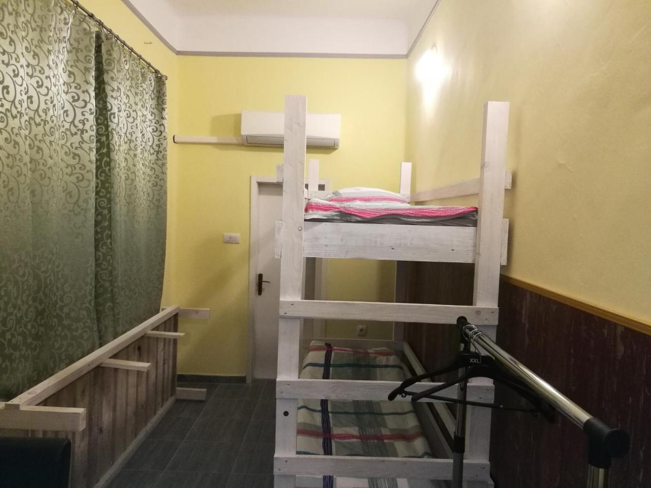 Hostel Horgos Centar Ngoại thất bức ảnh